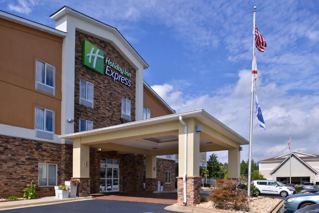 Holiday Inn Express Montgomery East I-85 an IHG Hotel Main image 1